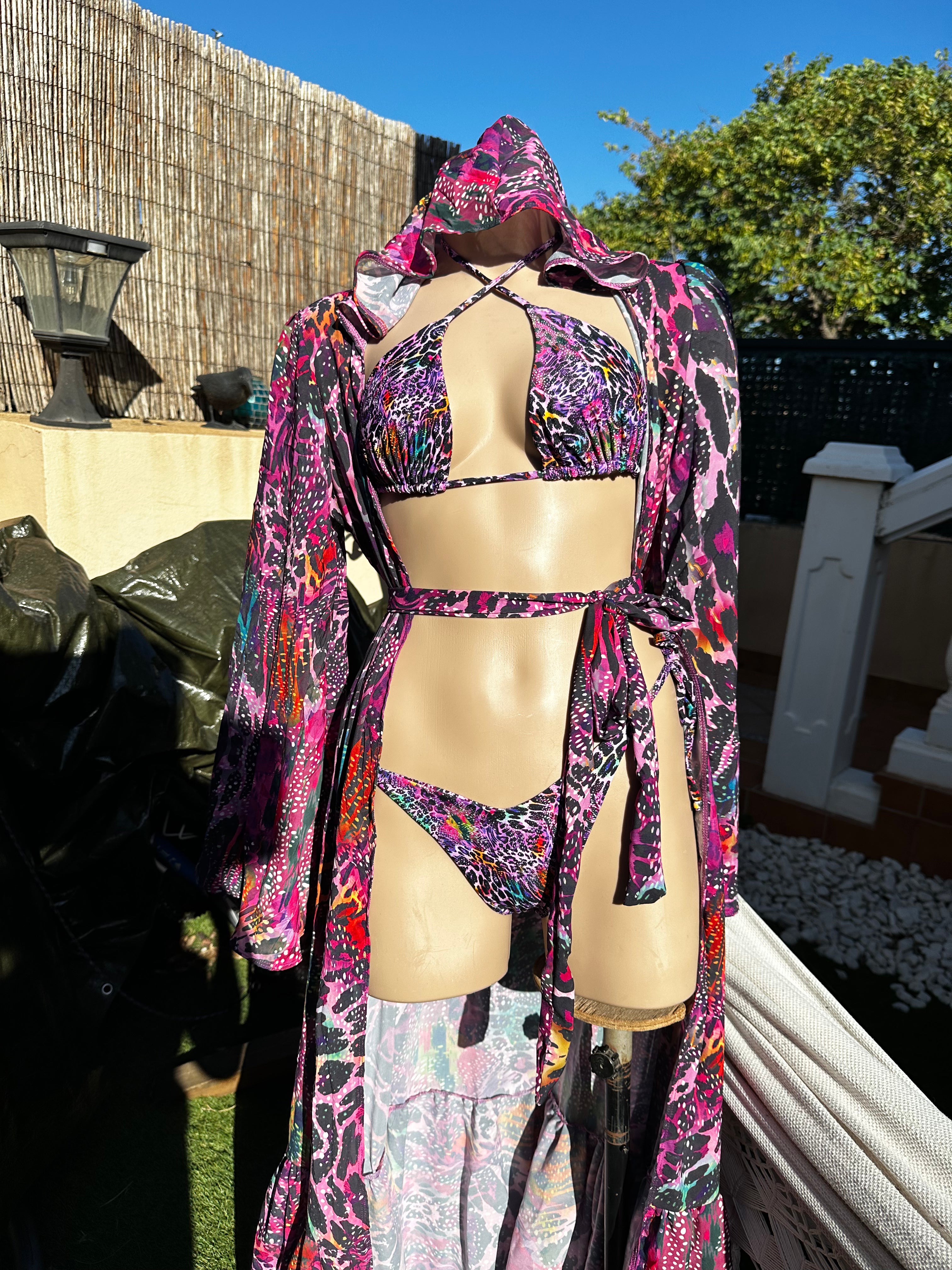 Kimono Largo Con Capucha